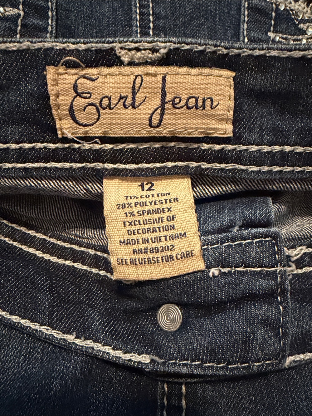 Earl Jean Denim Skirt Rhinestone Cross Pocket Detail - Picture 3 of 6